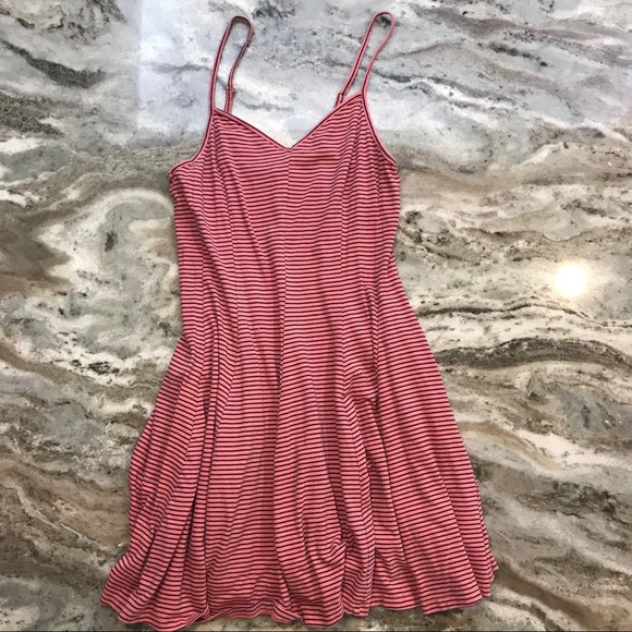 Pink striped skater sundress with sweetheart neck - Picture 2 of 3